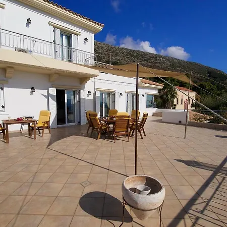 Mantenuta Villa Kardhakáta